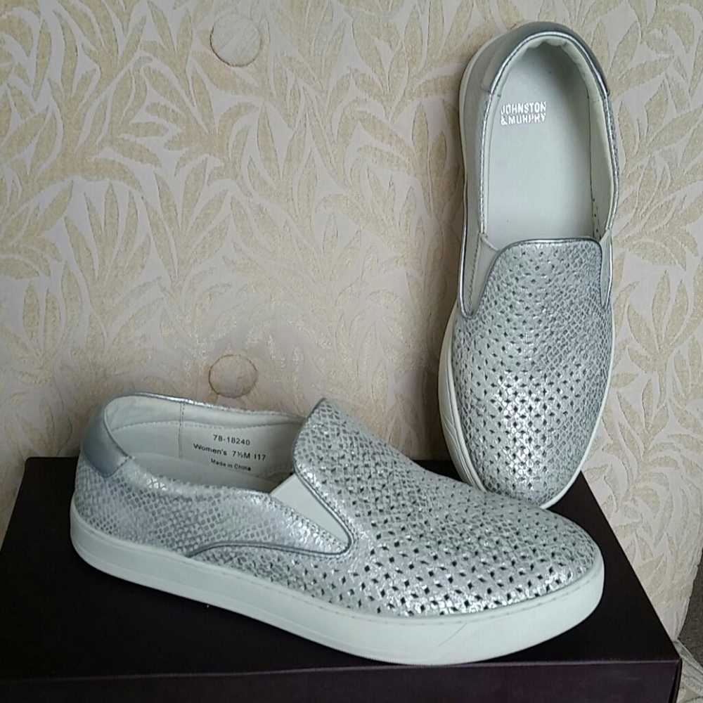 Johnston and Murphy Elaine Leather Shoes